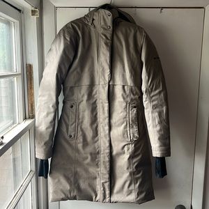 Columbia Apres Arson Long Down Jacket